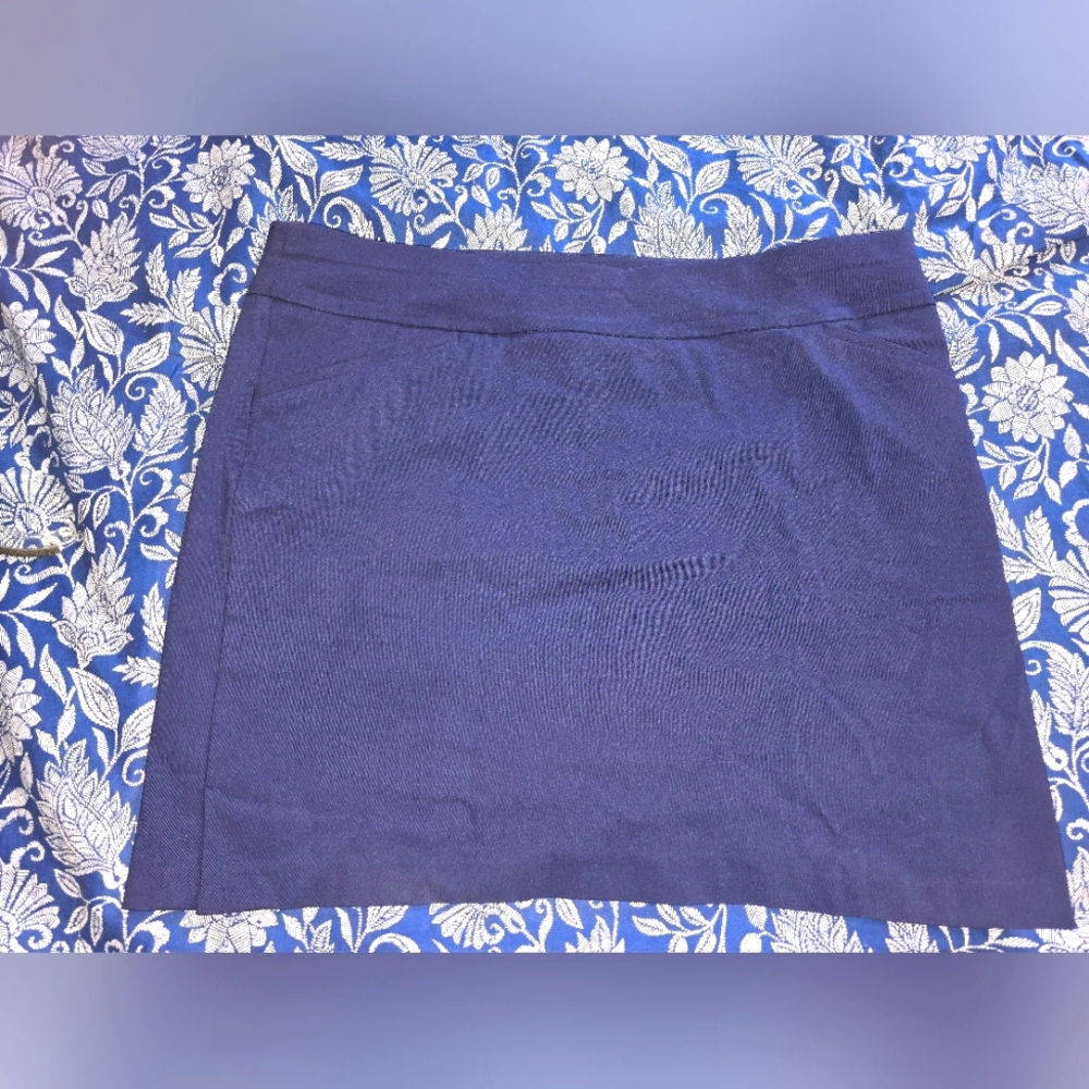 Chico's Perfect Stretch Josie Skort *Sz 3.5 * Navy Blue